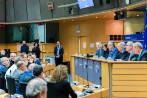 Συγκλονισμός και συγκίνηση στο Ευρωκοινοβούλιο, για το κυπριακό ποδόσφαιρο και τα 50 χρόνια προσφυγιάς