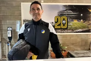 Πόζαρε ο Χιμένεθ 