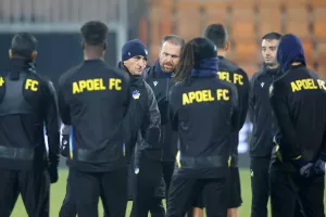 (Βίντεο-Φώτος kerkida) Η προπόνηση του ΑΠΟΕΛ στην Αρμενία