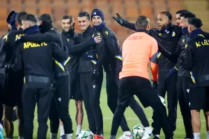 (Βίντεο-Φώτος kerkida) Η προπόνηση του ΑΠΟΕΛ στην Αρμενία