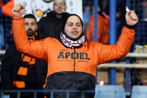(Φώτος) Οι ΑΠΟΕΛίστες στο "Republicana Stadium"