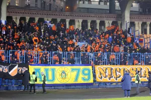 (Φώτος) Οι ΑΠΟΕΛίστες στο "Republicana Stadium"