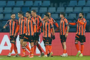 Noah-ΑΠΟΕΛ: "Διπλό" στην Αρμενία και φλερτάρει… με 8αδα!