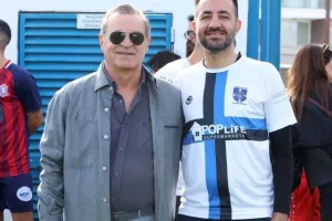 (ΦΩΤΟΣ) Έπαιξαν μπάλα για καλό σκοπό