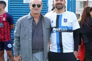 (ΦΩΤΟΣ) Έπαιξαν μπάλα για καλό σκοπό