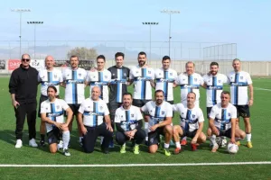 (ΦΩΤΟΣ) Έπαιξαν μπάλα για καλό σκοπό