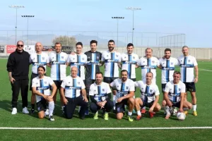 (ΦΩΤΟΣ) Έπαιξαν μπάλα για καλό σκοπό