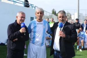 (ΦΩΤΟΣ) Έπαιξαν μπάλα για καλό σκοπό
