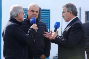 (ΦΩΤΟΣ) Έπαιξαν μπάλα για καλό σκοπό