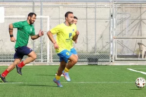 (ΦΩΤΟΣ) Έπαιξαν μπάλα για καλό σκοπό