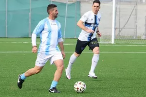 (ΦΩΤΟΣ) Έπαιξαν μπάλα για καλό σκοπό