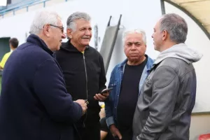 (ΦΩΤΟΣ) Έπαιξαν μπάλα για καλό σκοπό