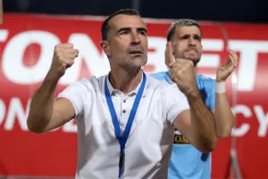 Παράξενο για Καρσέδο 
