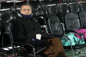 Εξοπλισμένος... ο πρόεδρος!