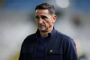 Οι ανισορροπίες σε άμυνα και άκρα στοιχίζουν  