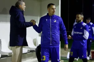 (Βίντεο/φώτος Kerkida) Η τζενεράλε... του ΑΠΟΕΛ