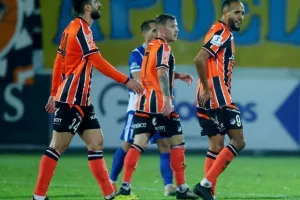 Εθνικός-ΑΠΟΕΛ: Ο Ντράζιτς έσωσε το βαθμό στο 90+4 (φώτος)