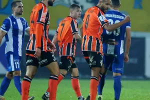 Εθνικός-ΑΠΟΕΛ: Ο Ντράζιτς έσωσε το βαθμό στο 90+4 (φώτος)