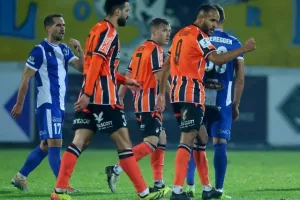 Εθνικός-ΑΠΟΕΛ: Ο Ντράζιτς έσωσε το βαθμό στο 90+4 (φώτος)