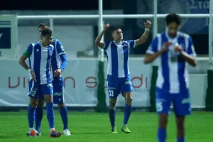 Εθνικός-ΑΠΟΕΛ: Ο Ντράζιτς έσωσε το βαθμό στο 90+4 (φώτος)