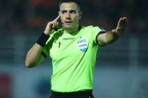 Εθνικός-ΑΠΟΕΛ: Ο Ντράζιτς έσωσε το βαθμό στο 90+4 (φώτος)