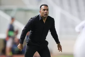 Σωφρόνης… “άρρωστος”