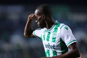 Ομόνοια-Rapid Wien: Τριάρα που της αναπτερώνει τις ελπίδες πρόκρισης (φώτος)
