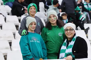 (Φώτος) Ο κόσμος στο ντέρμπι "αιωνίων"