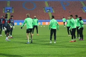 (Φώτος kerkida) Η προπόνηση της Ομόνοιας στο "Gradski Stadion"