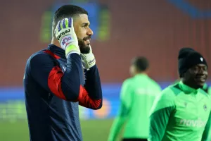 (Φώτος kerkida) Η προπόνηση της Ομόνοιας στο "Gradski Stadion"