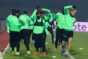 (Φώτος kerkida) Η προπόνηση της Ομόνοιας στο "Gradski Stadion"