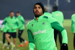 (Φώτος kerkida) Η προπόνηση της Ομόνοιας στο "Gradski Stadion"