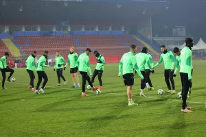 (Φώτος kerkida) Η προπόνηση της Ομόνοιας στο "Gradski Stadion"