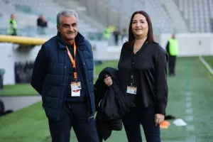 ΑΕΛ-Καρμιώτισσα / “Γαλαζοκίτρινο” πάρτι με 4αρα (φώτος)