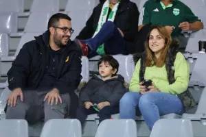 Άρης-ΕΝΠ: Το έσωσε με τρομερό… Ντένις στις καθυστερήσεις και… κορυφή