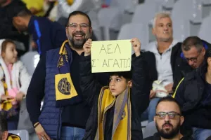 ΑΕΛ-Καρμιώτισσα / “Γαλαζοκίτρινο” πάρτι με 4αρα (φώτος)