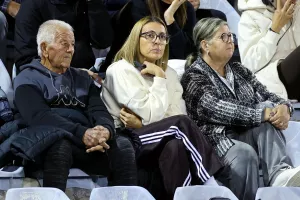(Φώτος) Ο κόσμος στο ΠΑΠ