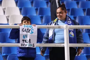 O κόσμος στο Εθνικός-Πάφος Fc