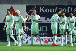 Εθνικός Άχνας-Πάφος FC: Έπαιξαν μόνο 47 λεπτά... (φώτος)