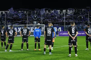 (ΒΙΝΤΕΟ Kerkida) Μαζί με τους παίκτες για την Αμμόχωστο