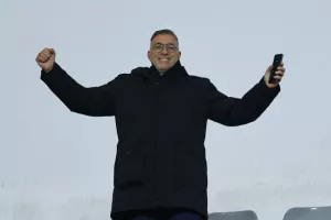 Άρης-Καρμιώτισσα: Μπλόκο... στο 86' με Γιούση! (Φώτος)