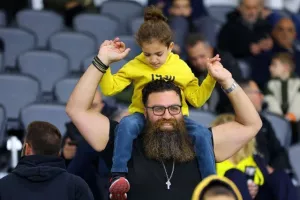 ΑΕΛ-Ομόνοια 29Μ: "Χ"αρούμενοι... οι φιλοξενούμενοι (Φώτος)