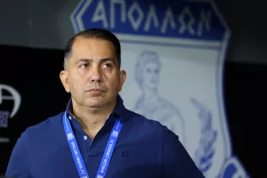 Δεν θα μείνει με σταυρωμένα χέρια...