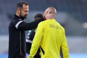 ΑΕΛ-Ομόνοια 29Μ: "Χ"αρούμενοι... οι φιλοξενούμενοι (Φώτος)
