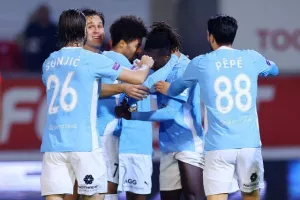 Νέα Σαλαμίνα-Πάφος FC: 12η νίκη με Κίνα και Ζάιρο! (φώτος)