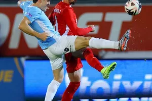 Νέα Σαλαμίνα-Πάφος FC: 12η νίκη με Κίνα και Ζάιρο! (φώτος)