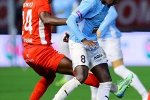 Νέα Σαλαμίνα-Πάφος FC: 12η νίκη με Κίνα και Ζάιρο! (φώτος)