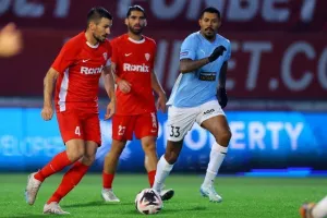 Νέα Σαλαμίνα-Πάφος FC: 12η νίκη με Κίνα και Ζάιρο! (φώτος)