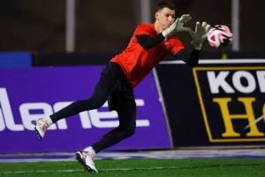 Πάφος FC - AEK: Δυνατά στη "μάχη" του τίτλου με Καμπρέρα!