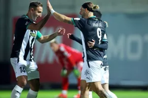 Ομόνοια 29Μ - ΑΕΚ: Πεντάρα και... χατ-τρικ Σολ!